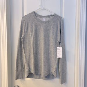 Athleta Mindset Textured Sweatshirt Med Tall in Gray